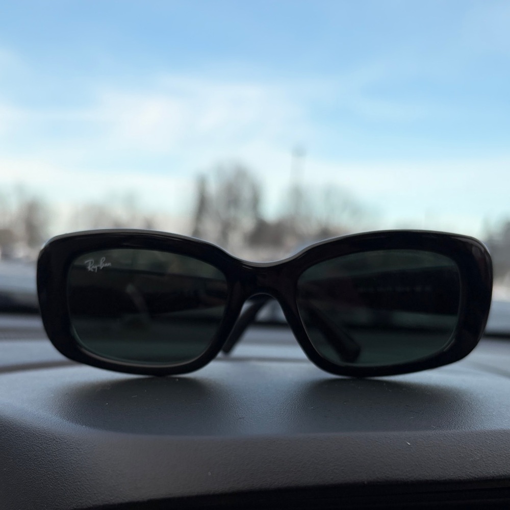 Ray-Ban RB4122